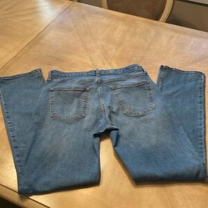 Old Navy men’s jeans. Size 31 waist x 32 length. Blue denim. Like New